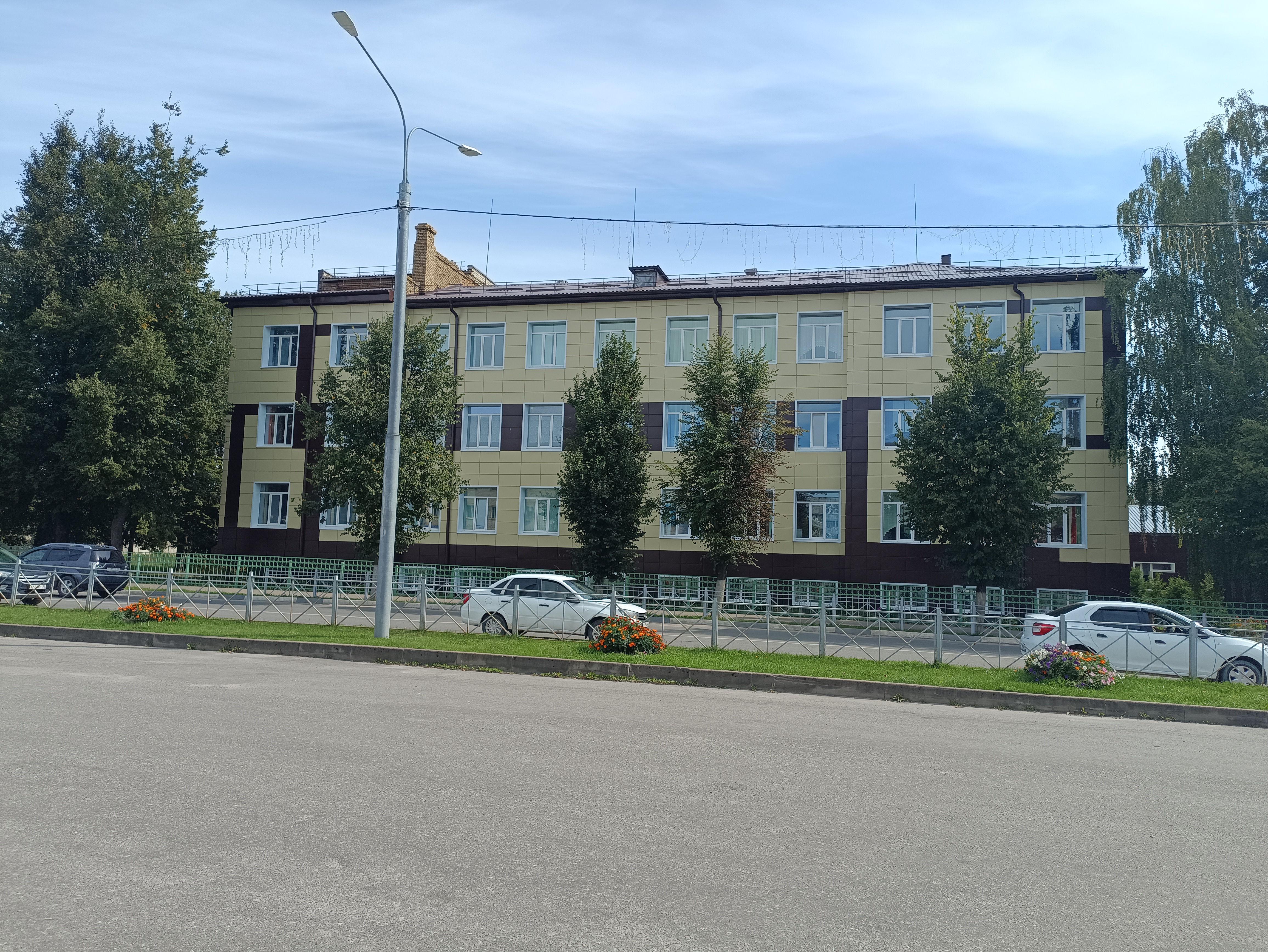 Фотографии школы.